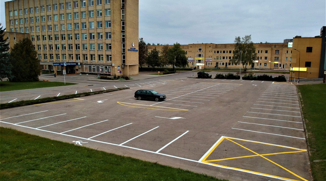 Poliklinikos aikštelė