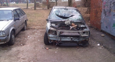 nenaudojamas auto.jpg