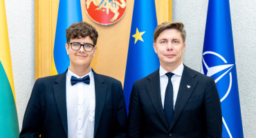 Nuotrauka su Ministru Pirmininku Mindaugu Sinkevičiumi.jpg