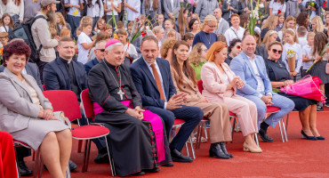 DSC01737.jpg