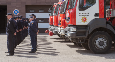 Alytaus miesto mero N. Cesiulio sveikinimai ir padėkos ugniagesiams