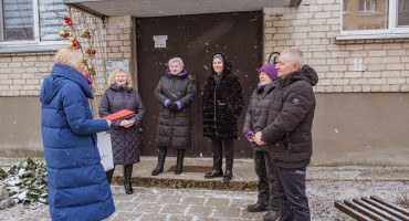 Pasveikinti prie šventinės miesto nuotaikos kūrimo prisidėję alytiškiai