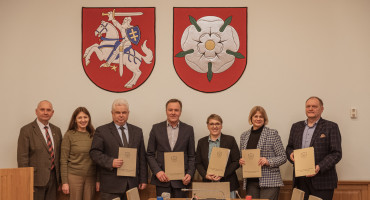 DSCF1827.jpg