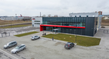 Alytuje atidaryta „VIRPIL Controls“ virtualaus pilotavimo simuliatorių gamykla
