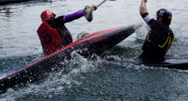 Alytiškių triumfas Lietuvos jaunimo U-21  ir suaugusiųjų baidarių polo čempionatuose