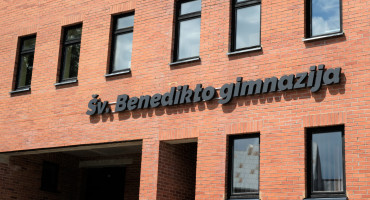 Šv. benedikto gimnazija (AMS nuotr.).JPG